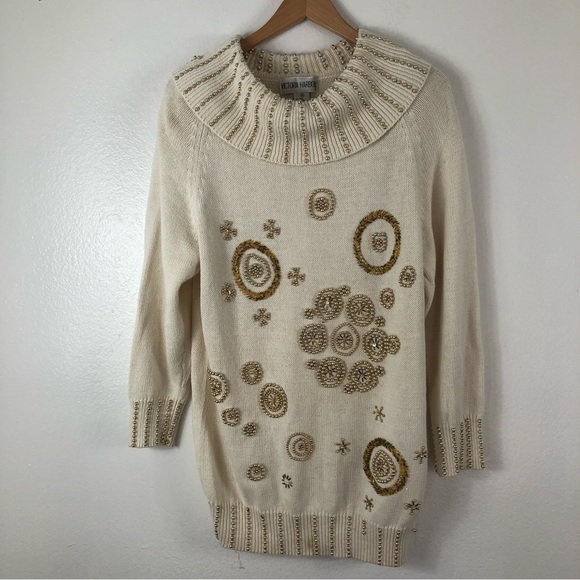 victoria harbour Sweaters Vintage Victoria Harbour Gold Beaded